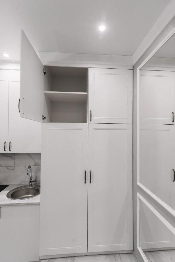 Royal Tower Vip Smart Apartments 1 基輔 外观 照片